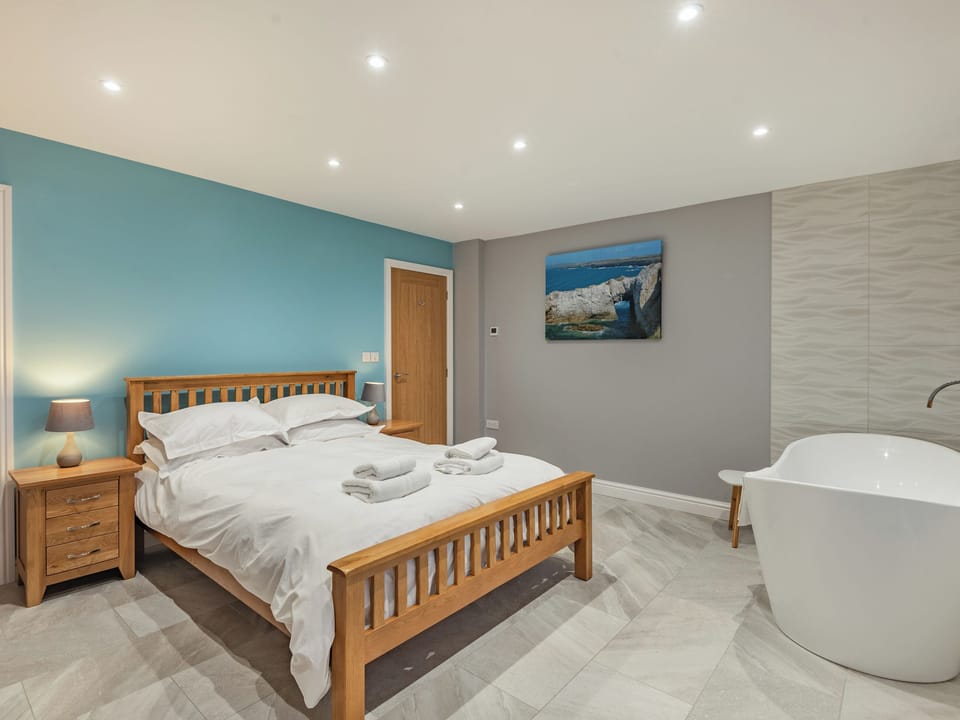 Double bedroom | Ty Cwtch - Anglesey Seaviews, Penrhos Feilw, near Trearddur Bay