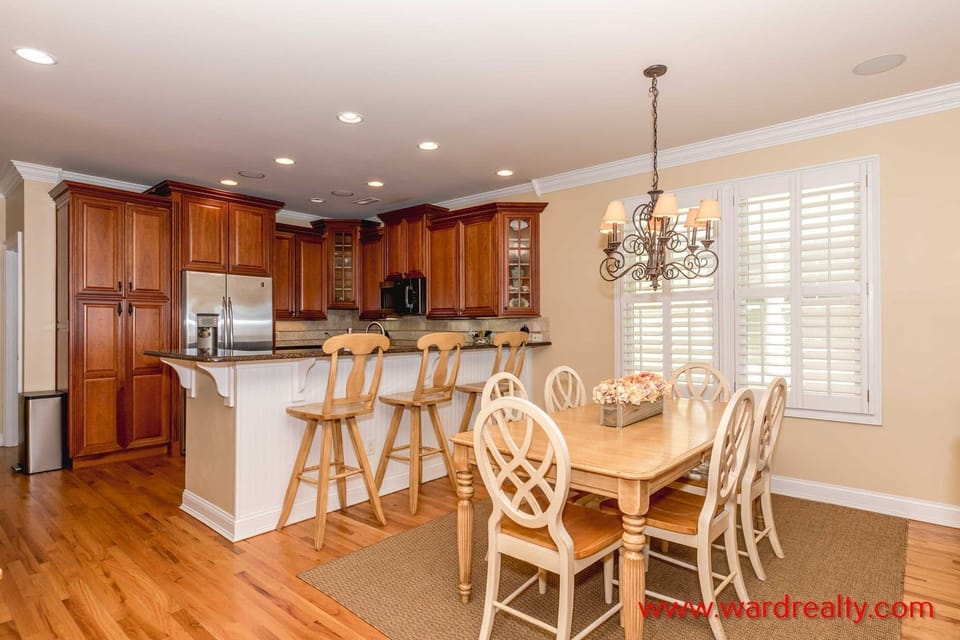 Dining Area II