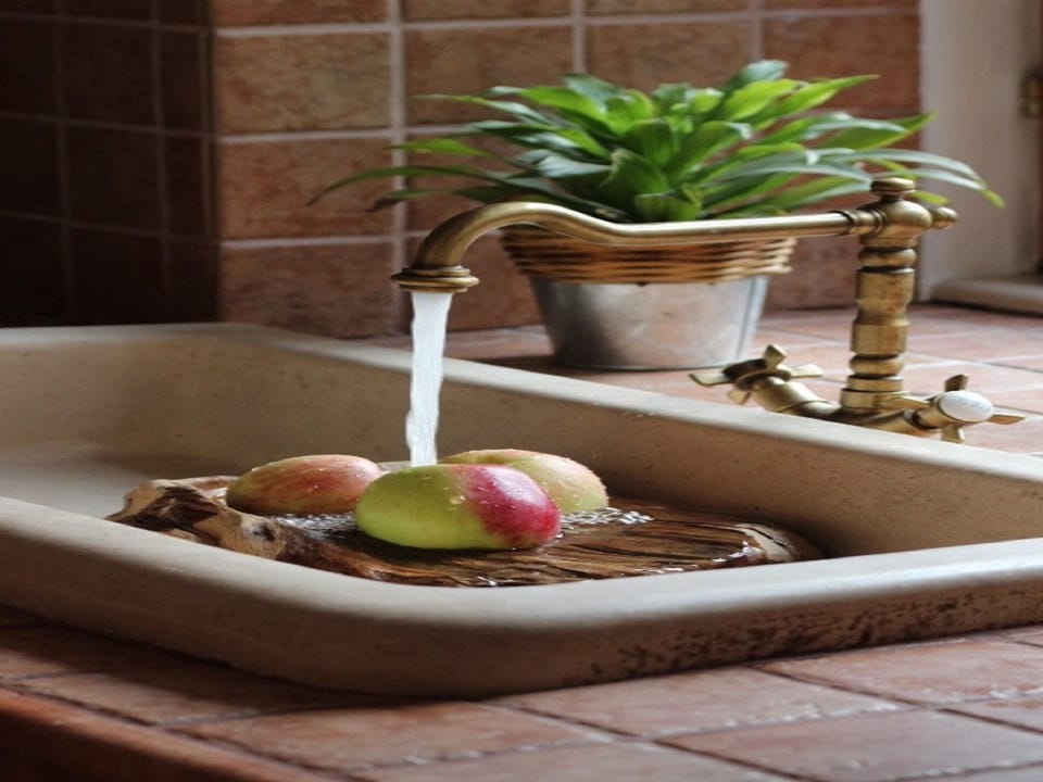 Villa (Three Bedroom Villa with Pool) | Bathroom | Shower, hair dryer, towels