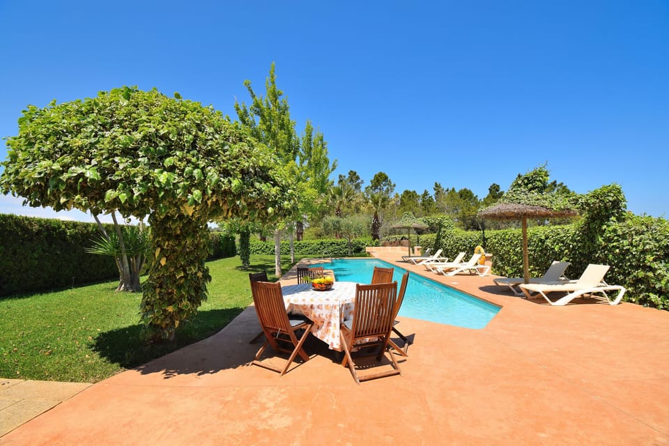 Holiday finca with nice pool and garden