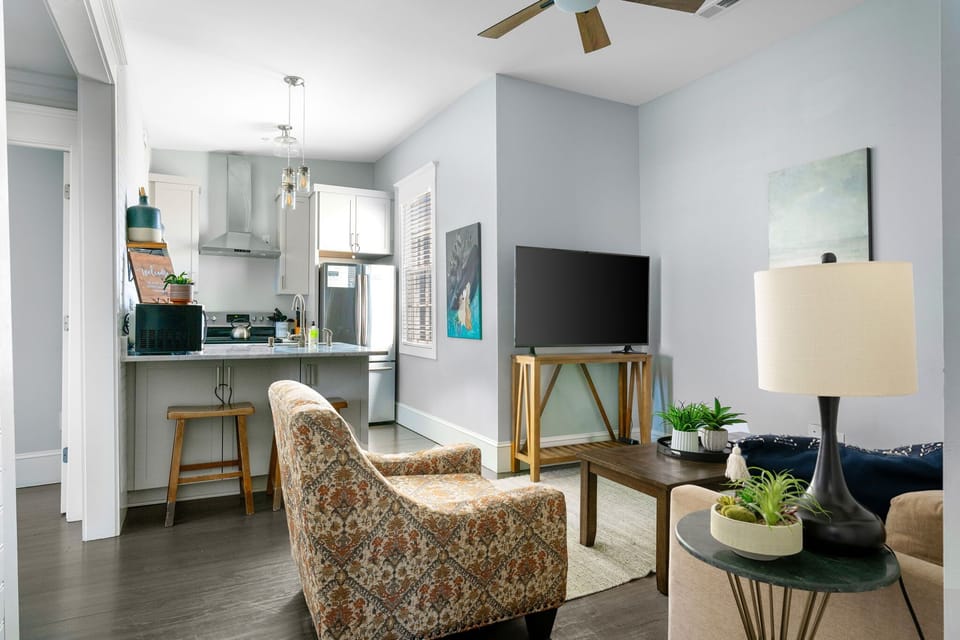 Stylish touches meet functionality in these spacious living room.