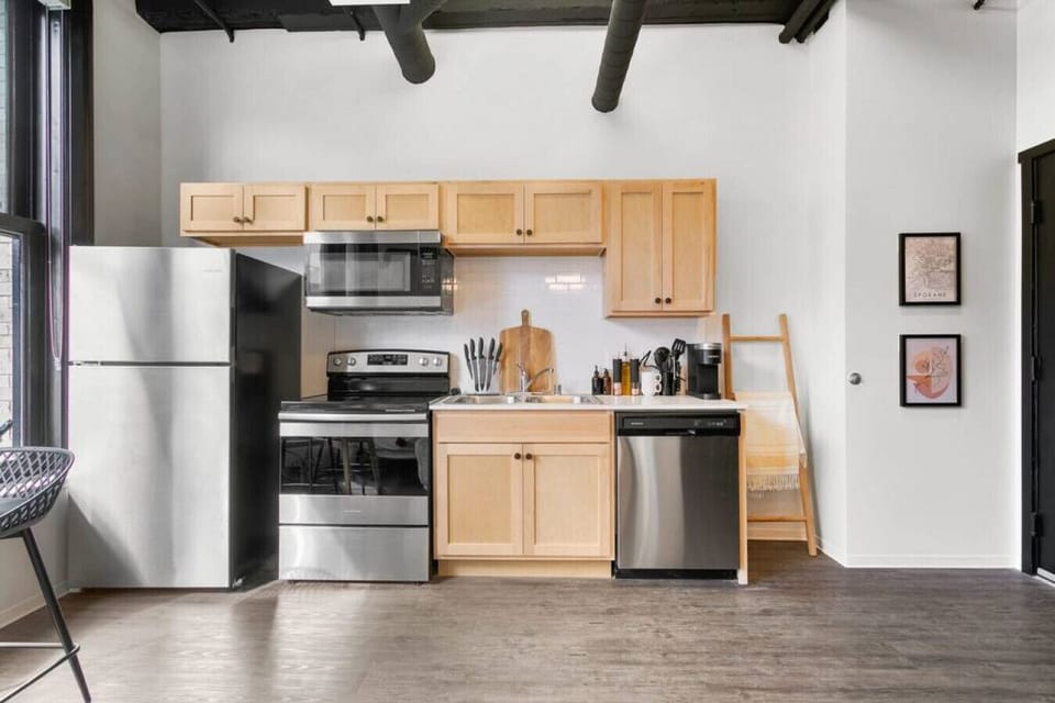 Fully stocked kitchen