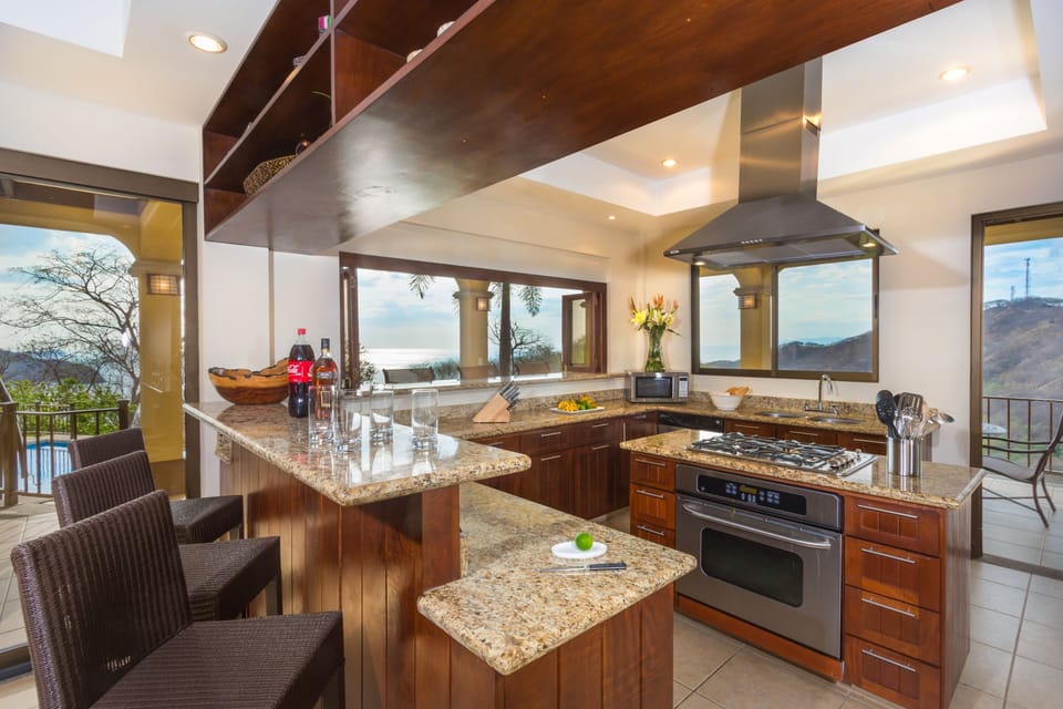 Fully Stocked Kitchen