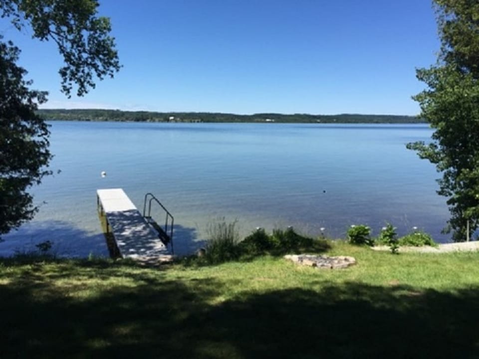 Dock
