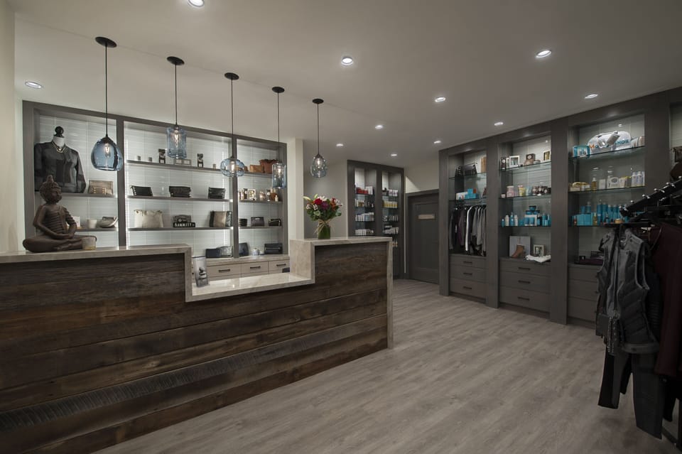 Couples treatment rooms, sauna, steam room, body treatments