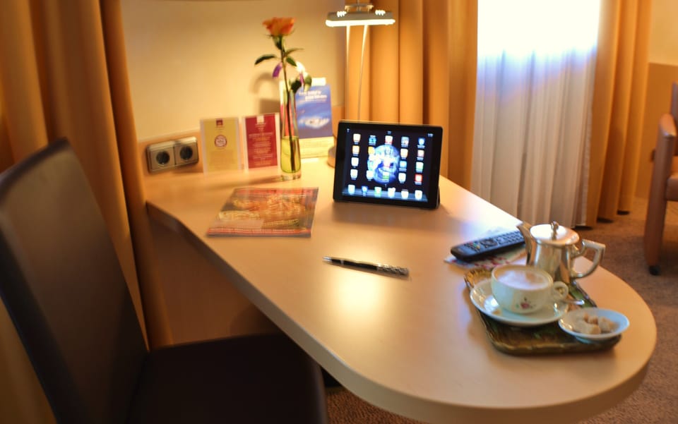 Premium bedding, pillowtop beds, minibar, individually furnished