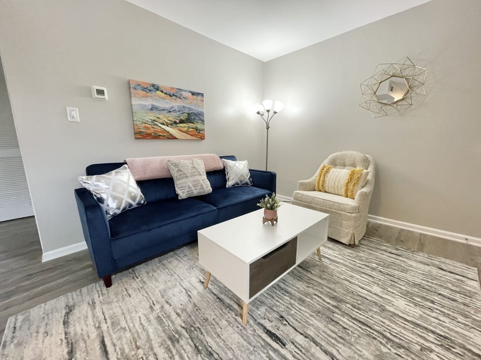Living Room (2)