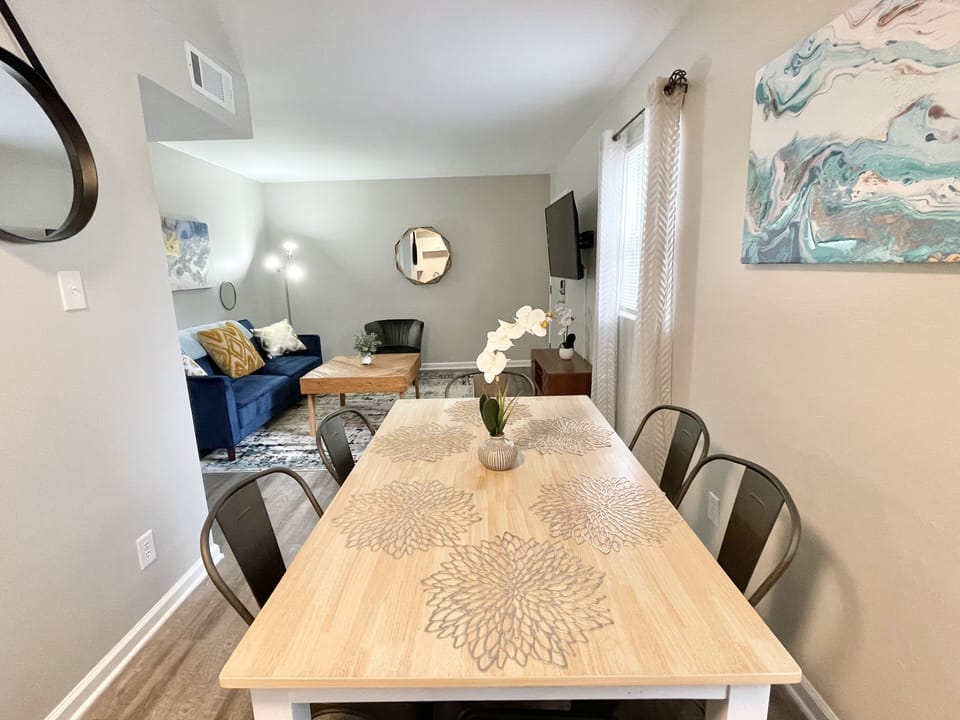 Dinning Area (1)