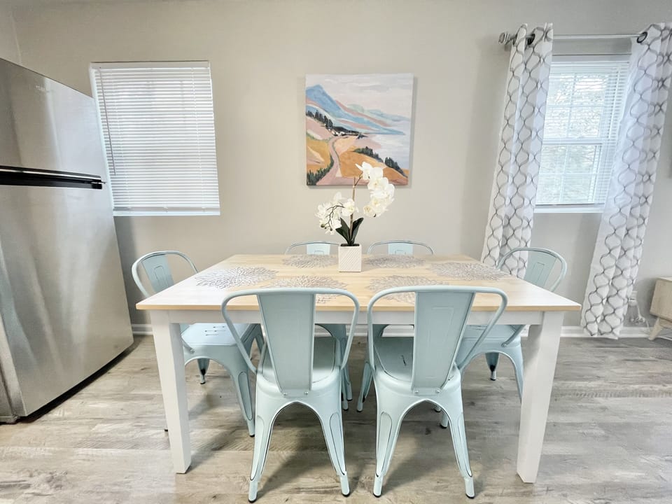 Dinning Area (2)