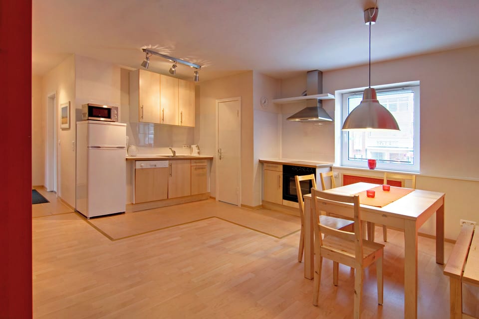 Apartment, 1 Bedroom | In-room dining