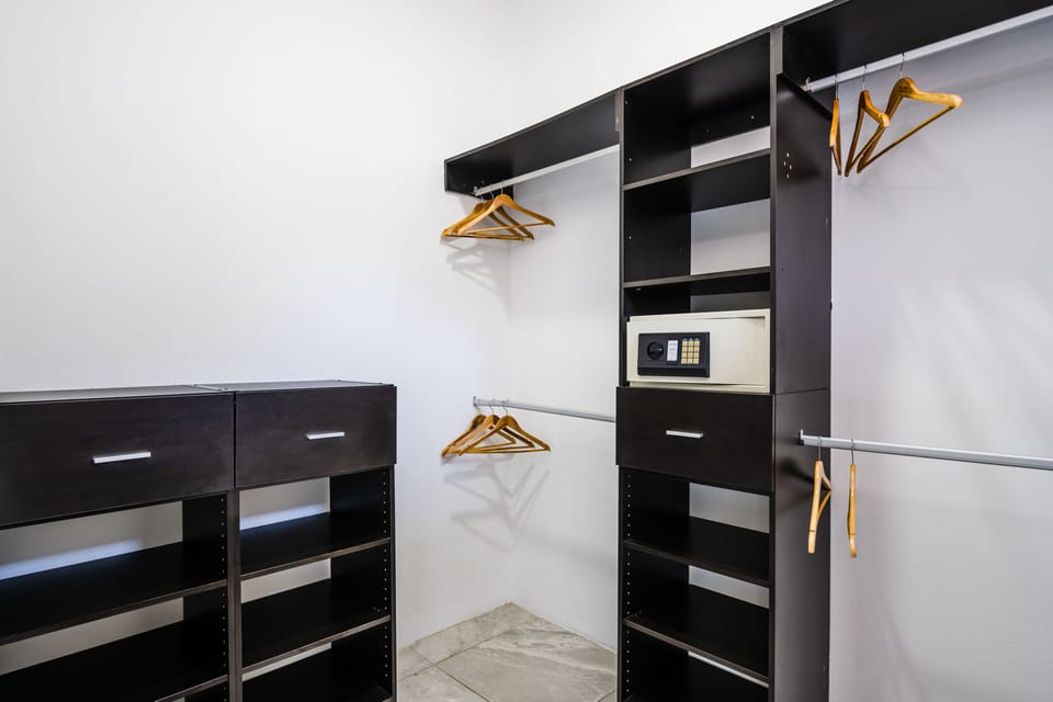 #1. Plenty of space to store all your things in this dressing room.