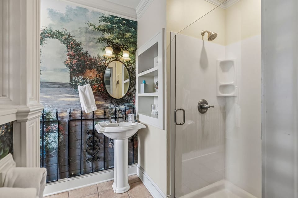 Swan's Gate | Bathroom | Separate tub and shower, designer toiletries, hair dryer, bathrobes