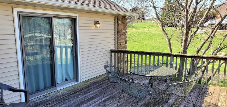 Front deck