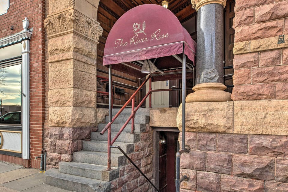 Apartment Exterior | Stairs Required | Free Street & Lot Parking Nearby