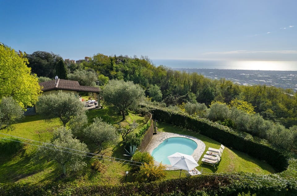 Building Exterior, Garden, Outdoor, Pool, Scenic View