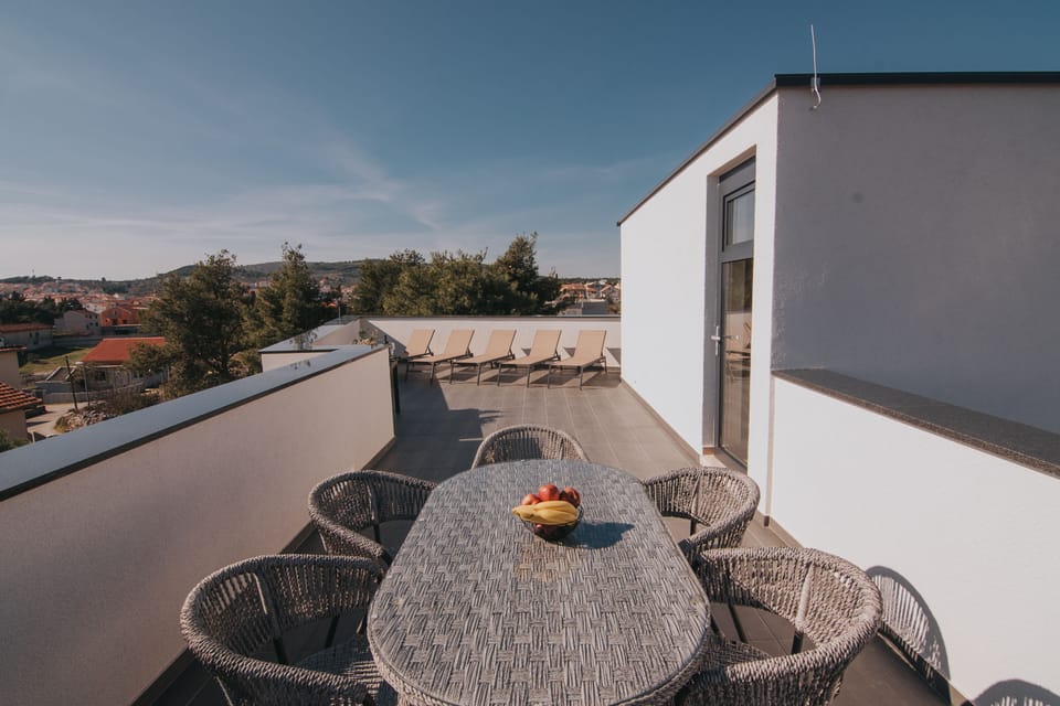 Apartment | Terrace/patio