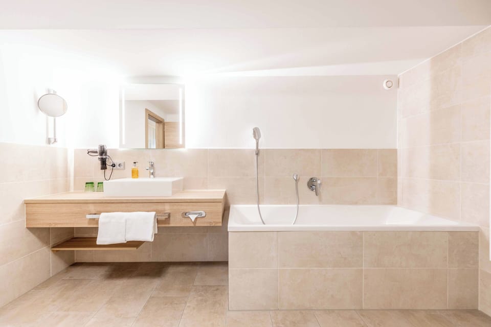 Family Room (Plus) | Bathroom | Hair dryer, bathrobes, towels, soap