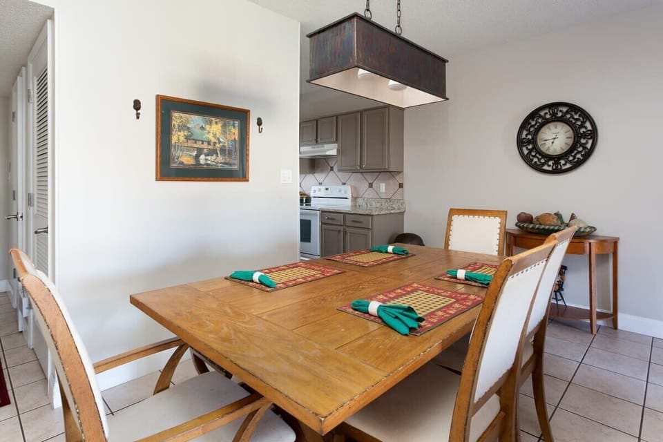 Dining Table!