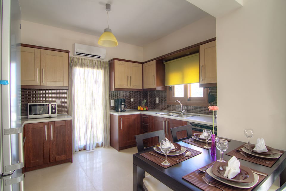 Dining area next to the kitchen!