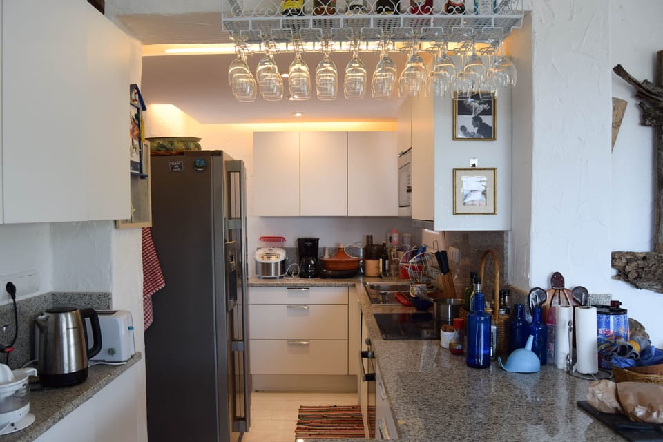 Villa with sea views.Capacity 7-8 people. Pool.A/C.Wifi-SA PUNTA COSTA BRAVA