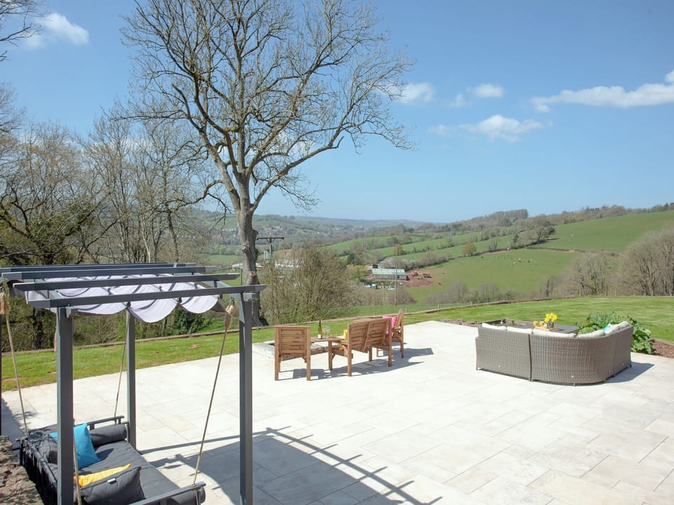 Outdoor area | The Cow Shed - Westpitt Farm, Butterleigh, near Tiverton
