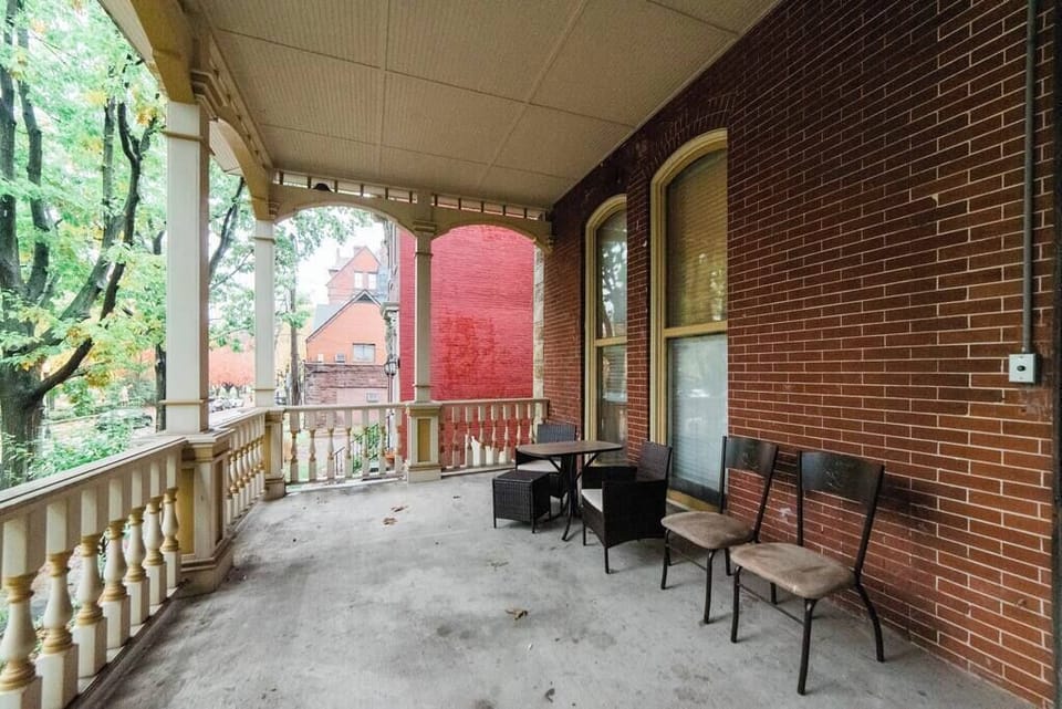 Shared front porch 