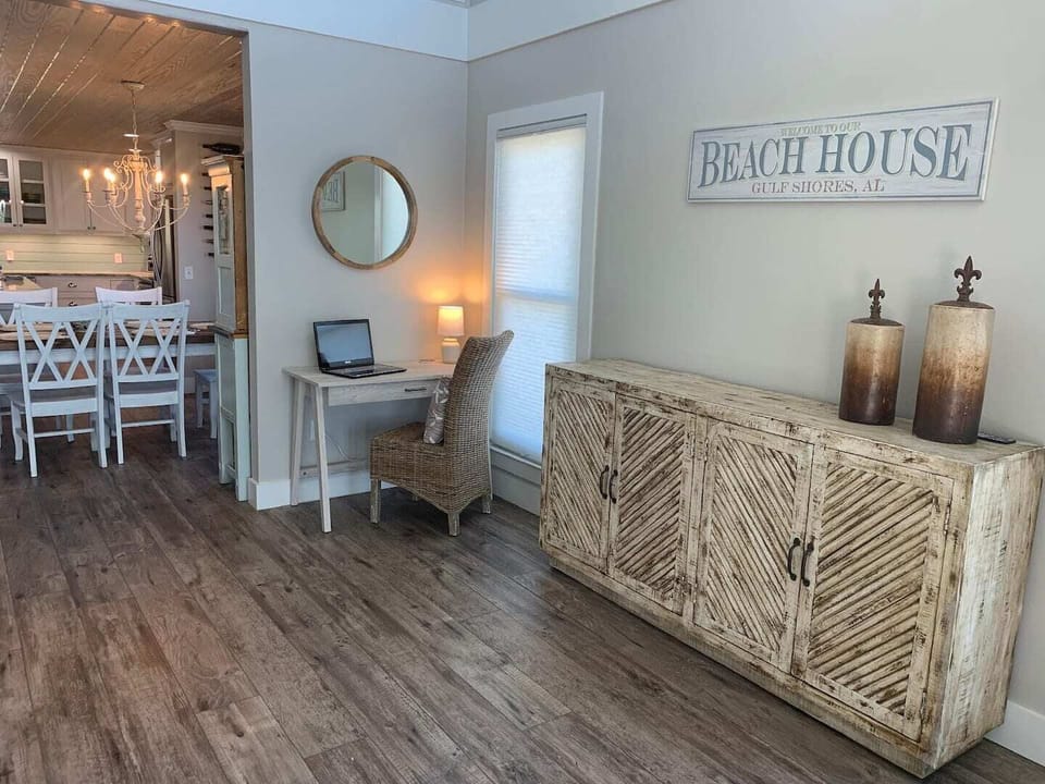 Dedicated work space with desk