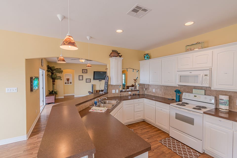 Fully stocked kitchen