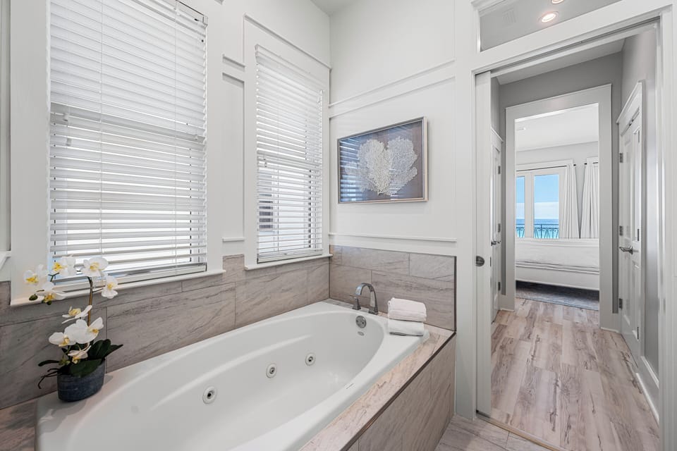 Private Bathroom with Soaking Tub