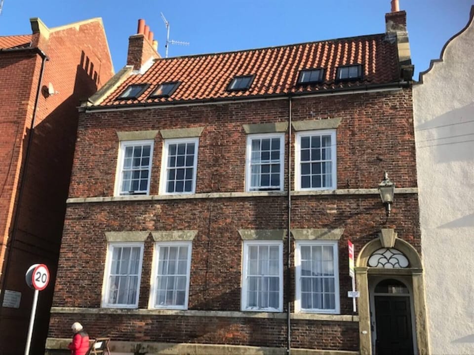 Historic grade 2 listed building. Former shipping bank.