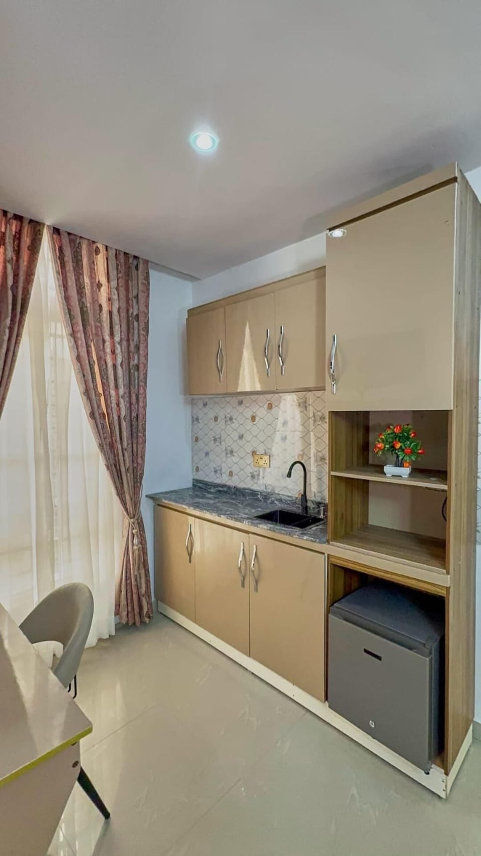 Fridge, microwave, oven, electric kettle