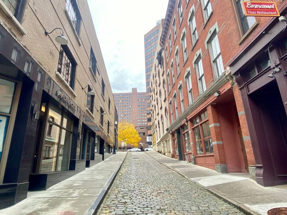 Thanks for looking! The Mark on Maiden @ 37 Maiden Lane in Downtown Albany. Downtown Albany Airbnb