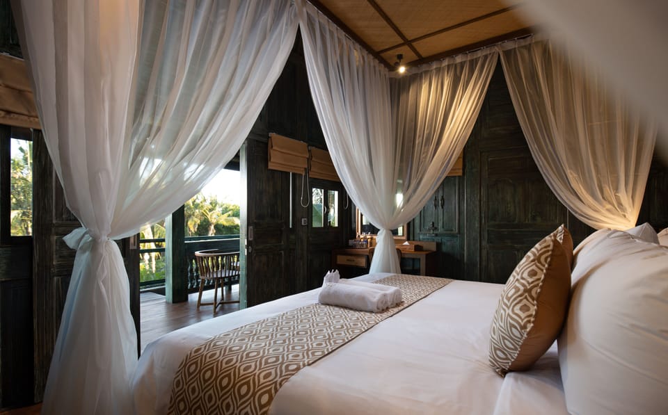 Three Bedrooms Pool View | In-room safe, individually decorated, individually furnished, desk