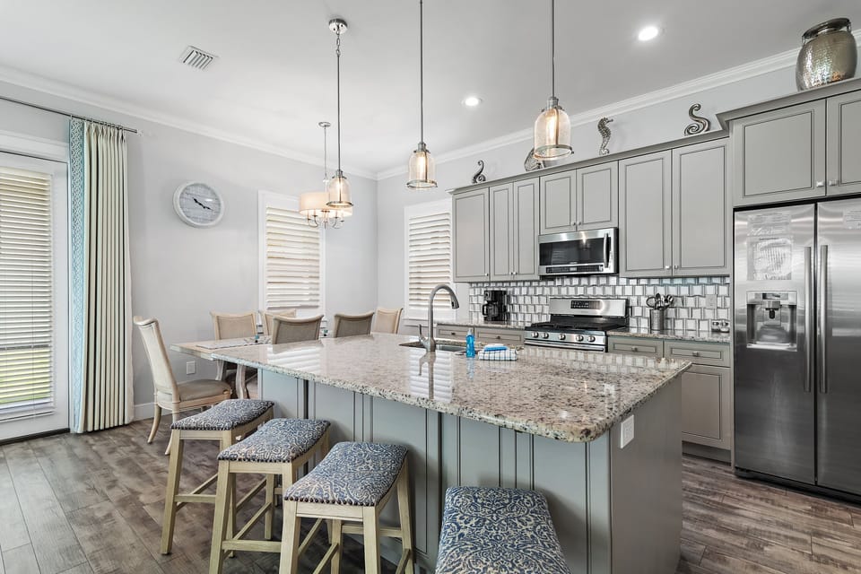 Kitchen island seating for four