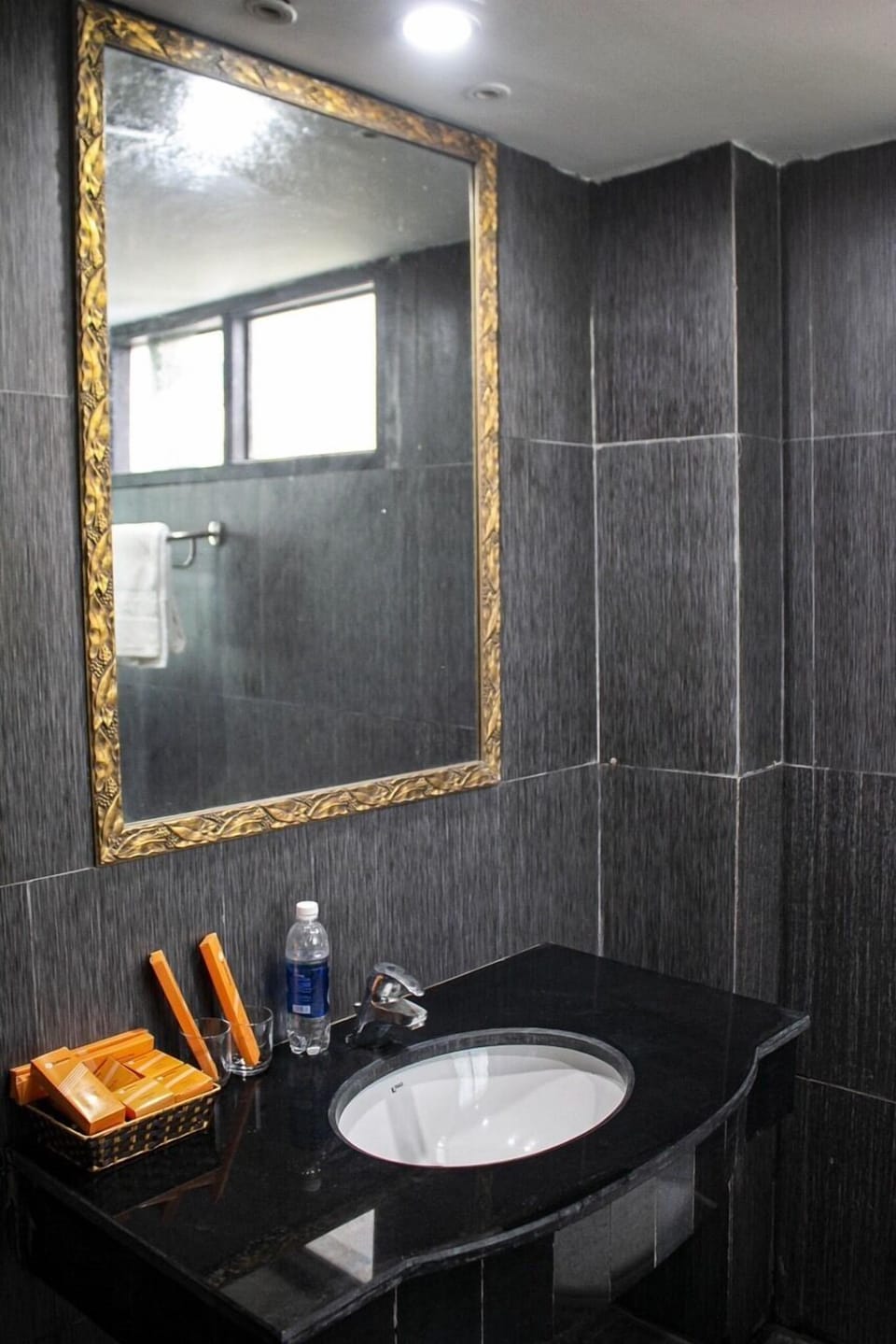 Shower, free toiletries, soap, shampoo