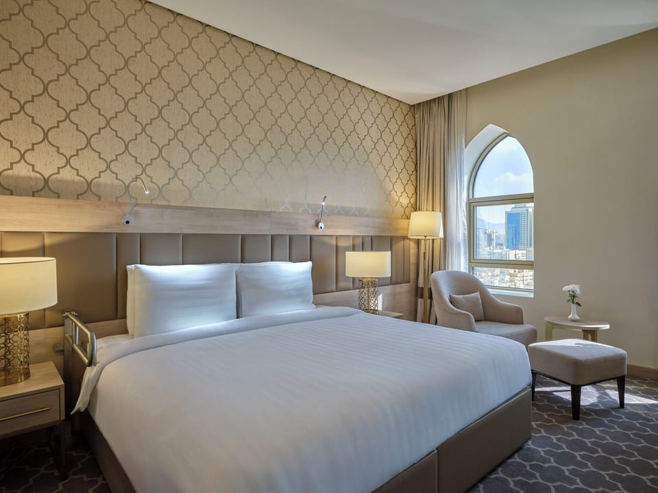 Room, 2 Twin Beds, Accessible (Guest) | In-room safe, soundproofing, iron/ironing board, WiFi (free)