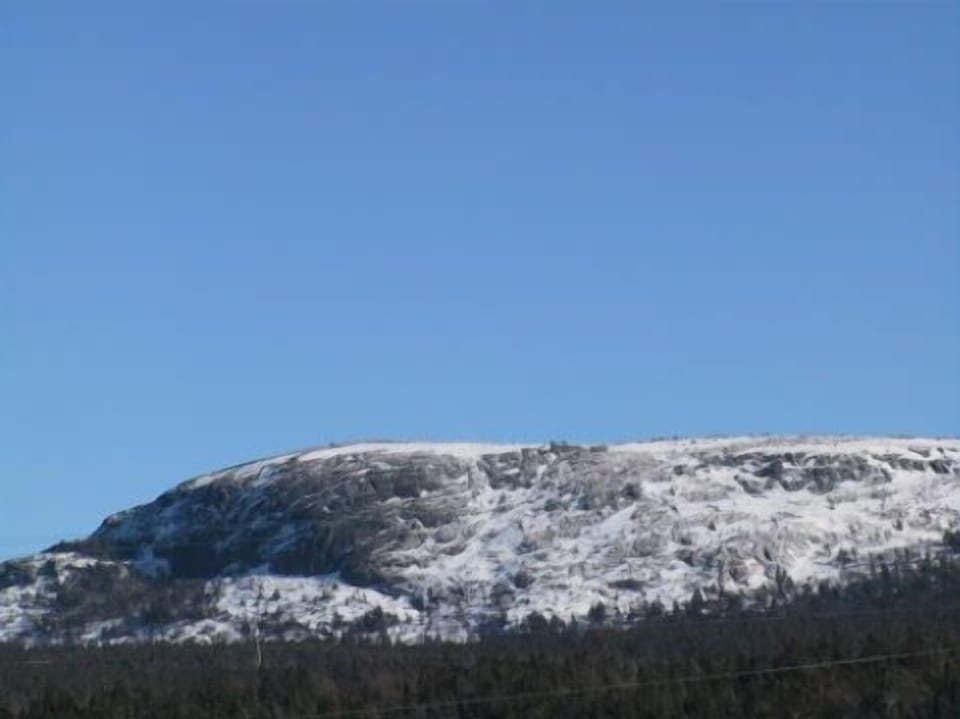 Superior Apartment, 3 Bedrooms | Mountain view