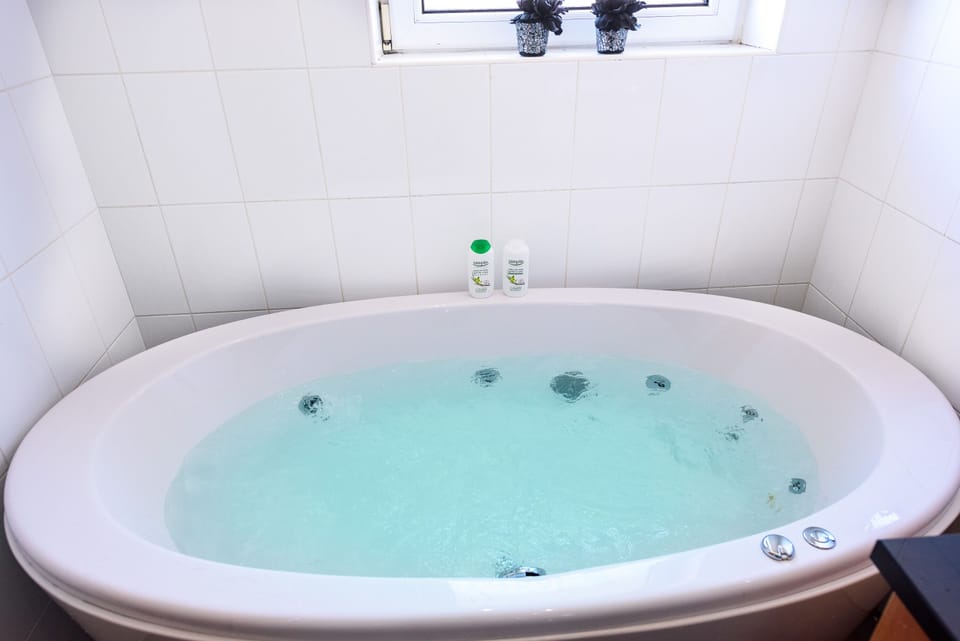 Jacuzzi