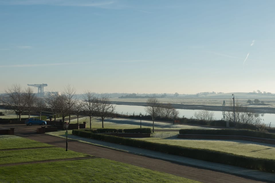 Deluxe Double Room (King) | Water view