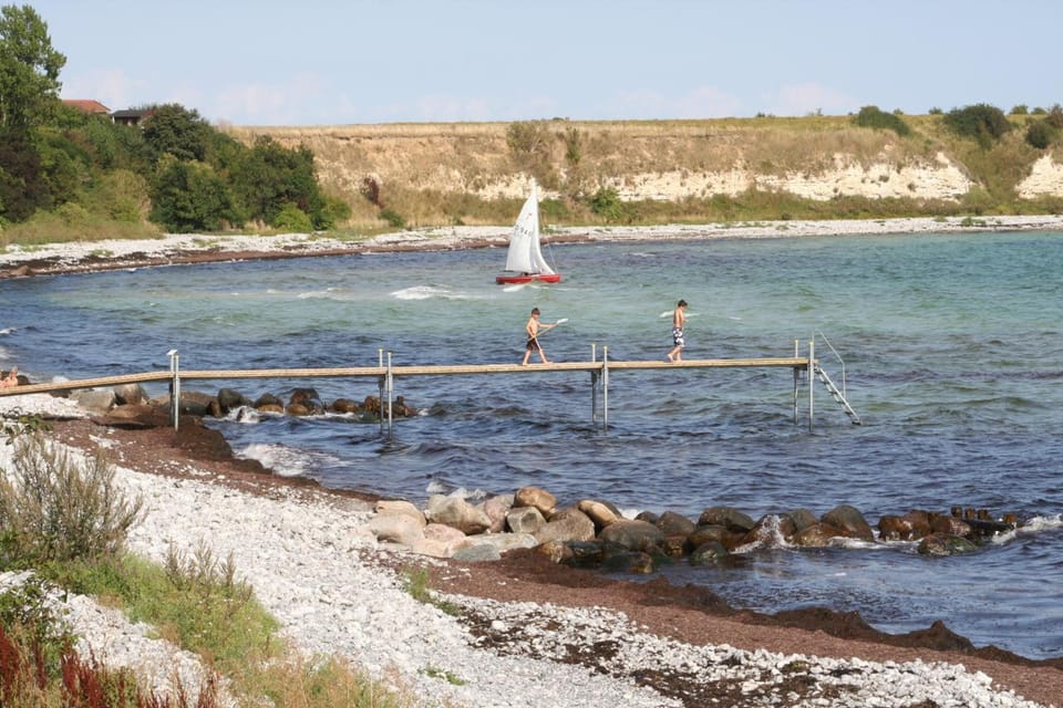 Stevns Klint Strandpension Bed and Breakfast in Zealand