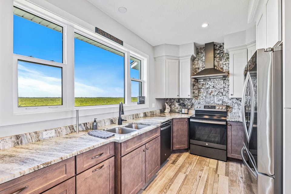 Fully equipped kitchen, with beautiful views of the estuary.