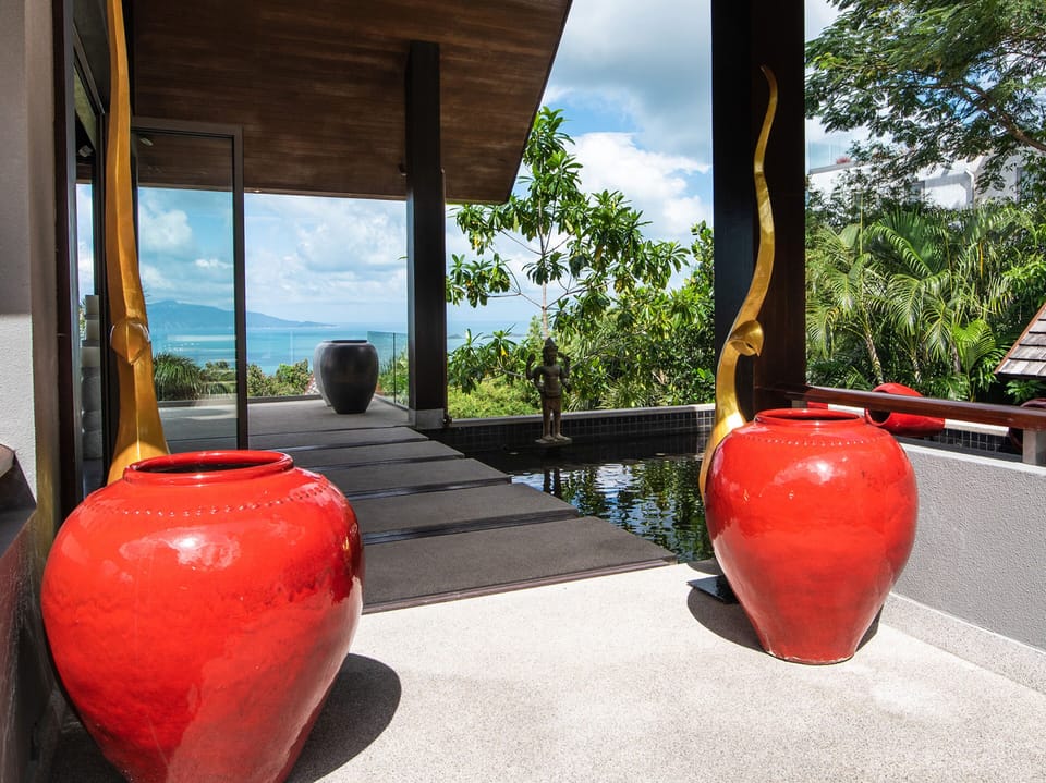 Villa, 6 Bedrooms | Garden view