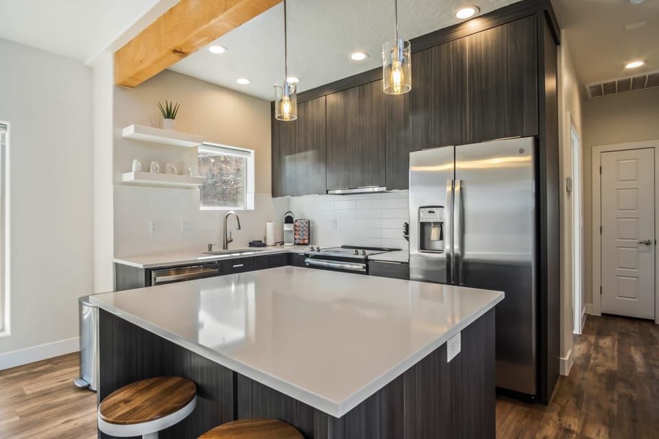 Full Kitchen with modern accents