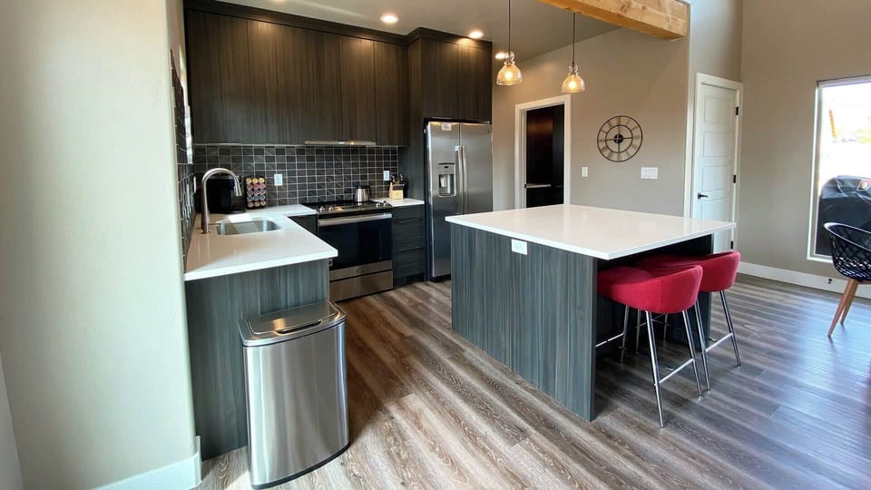 Dine in style - enjoy home-cooked meals in your own space.
