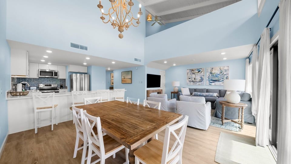 16-custom-22400FrontBeachRd16-16