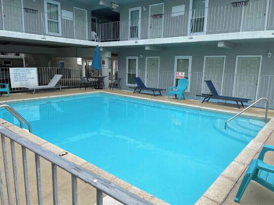 Heated Pool