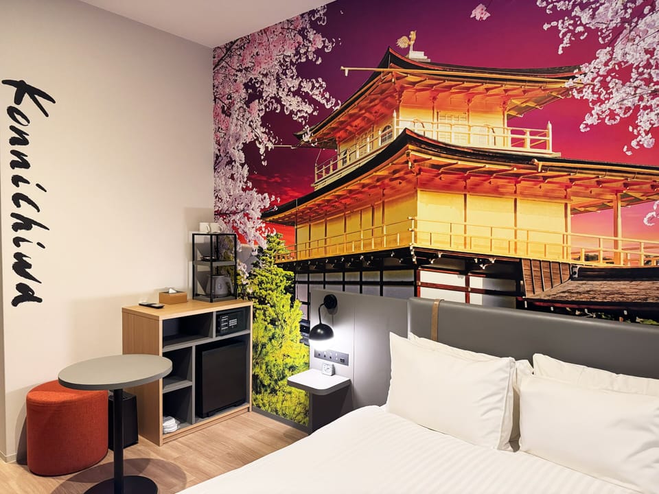 Superior Double Room | Down comforters, in-room safe, desk, iron/ironing board