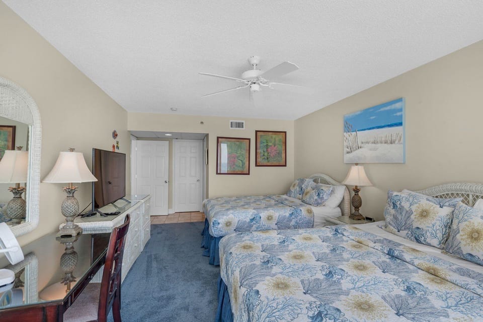 Guest bedroom