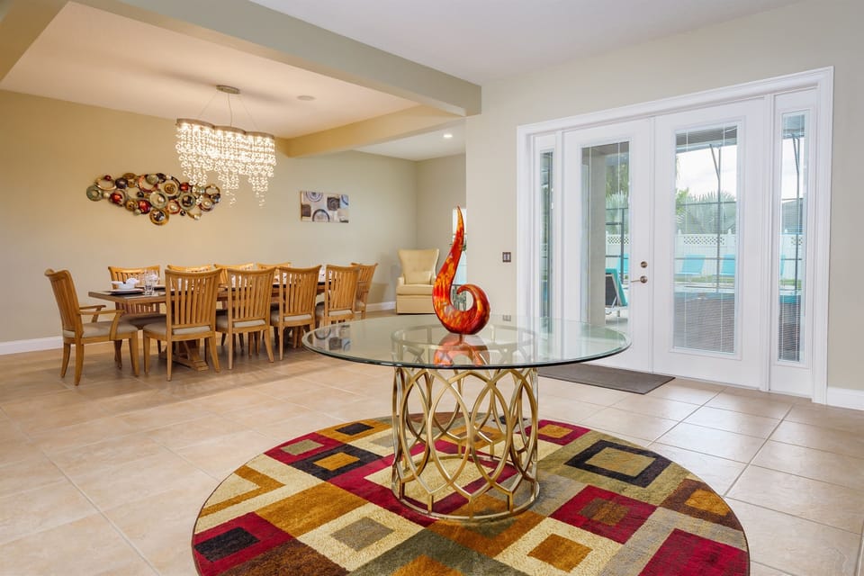 Huge Dinning Room Table