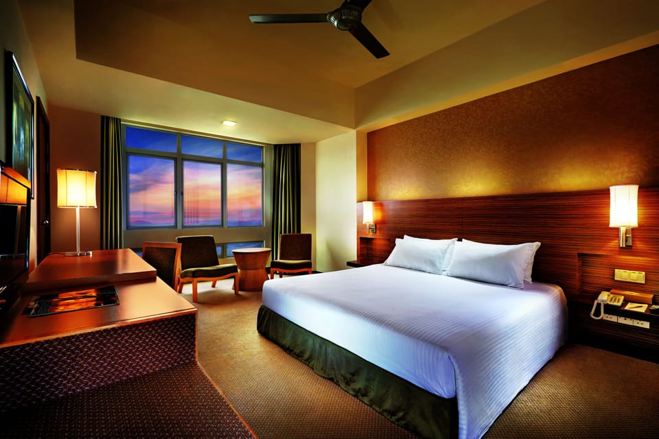 Deluxe Room | City view